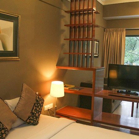 Peninsula Residence All Suite Hotel กัวลาลัมเปอร์ ภายนอก รูปภาพ