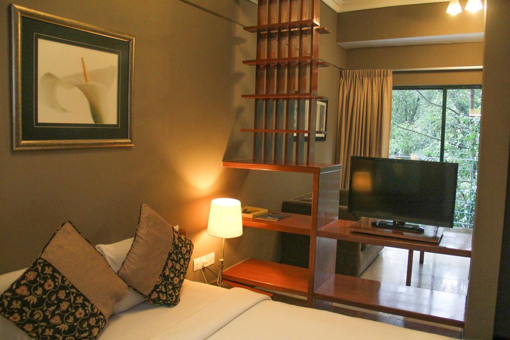 Peninsula Residence All Suite Hotel กัวลาลัมเปอร์ ภายนอก รูปภาพ